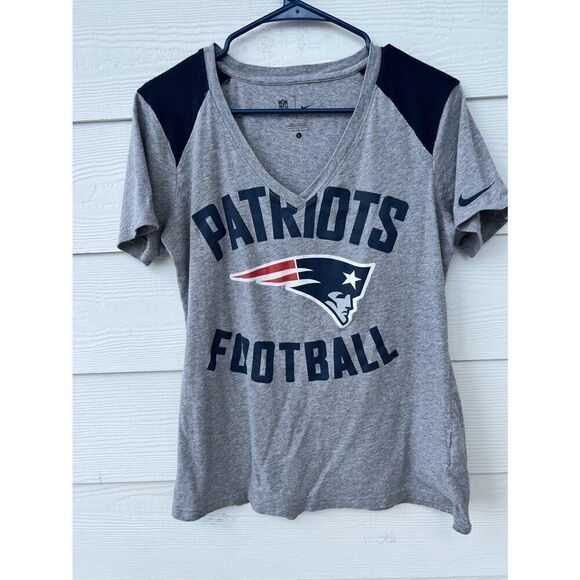Patriots NFL Football t-shirt size Large - Picture 3 of 7